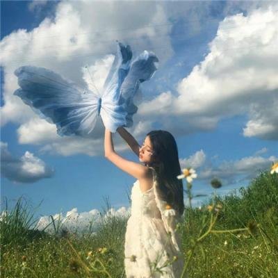 黑暗旅店海报